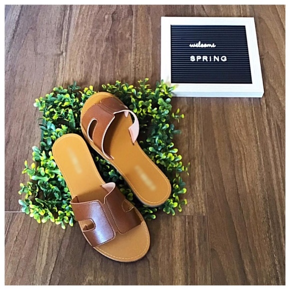 Summer Camel H Cut-out Slide Sandals - Picture 2 of 7